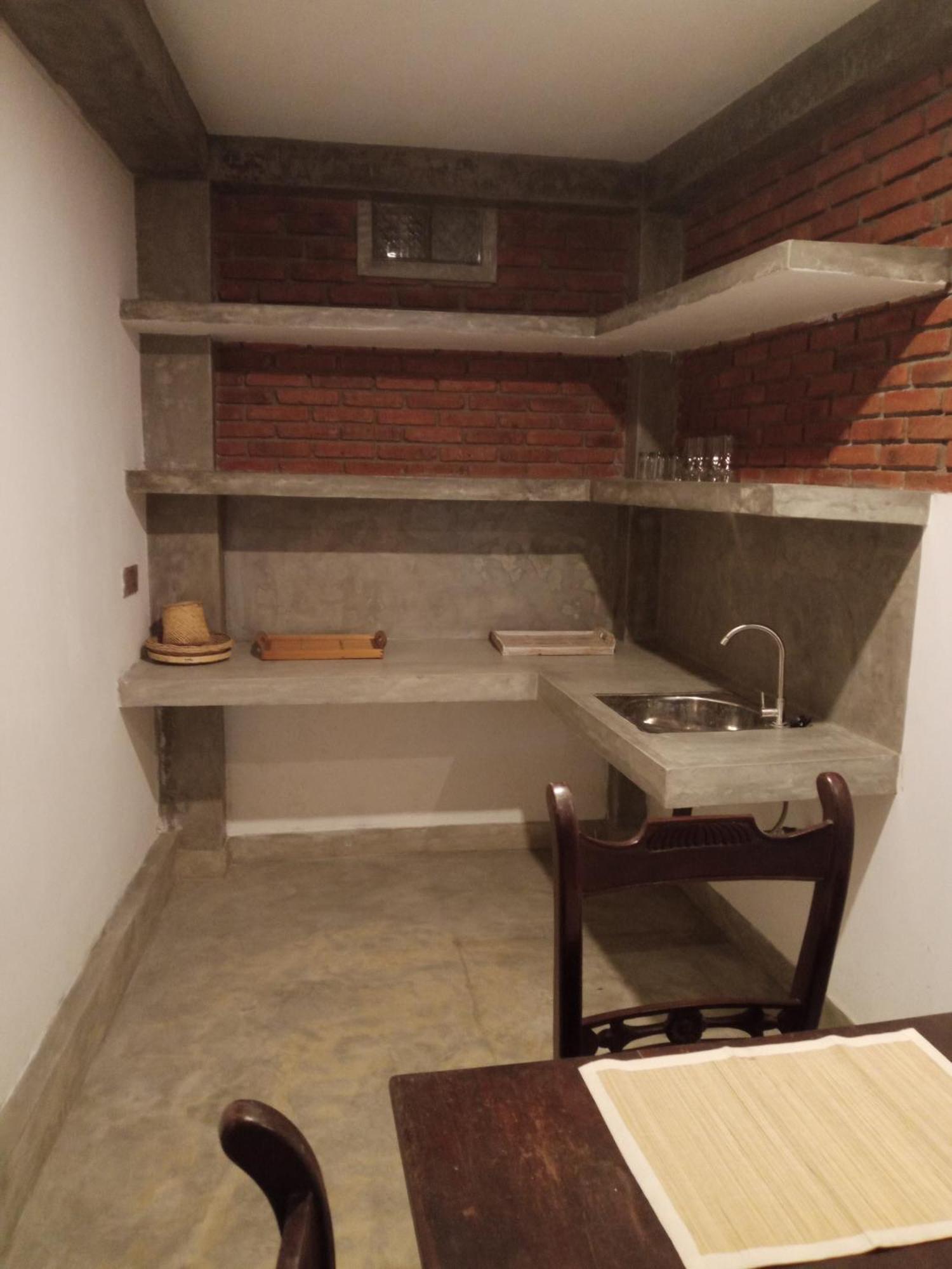 The Brick Wonder Hotel Habaraduwa Bagian luar foto