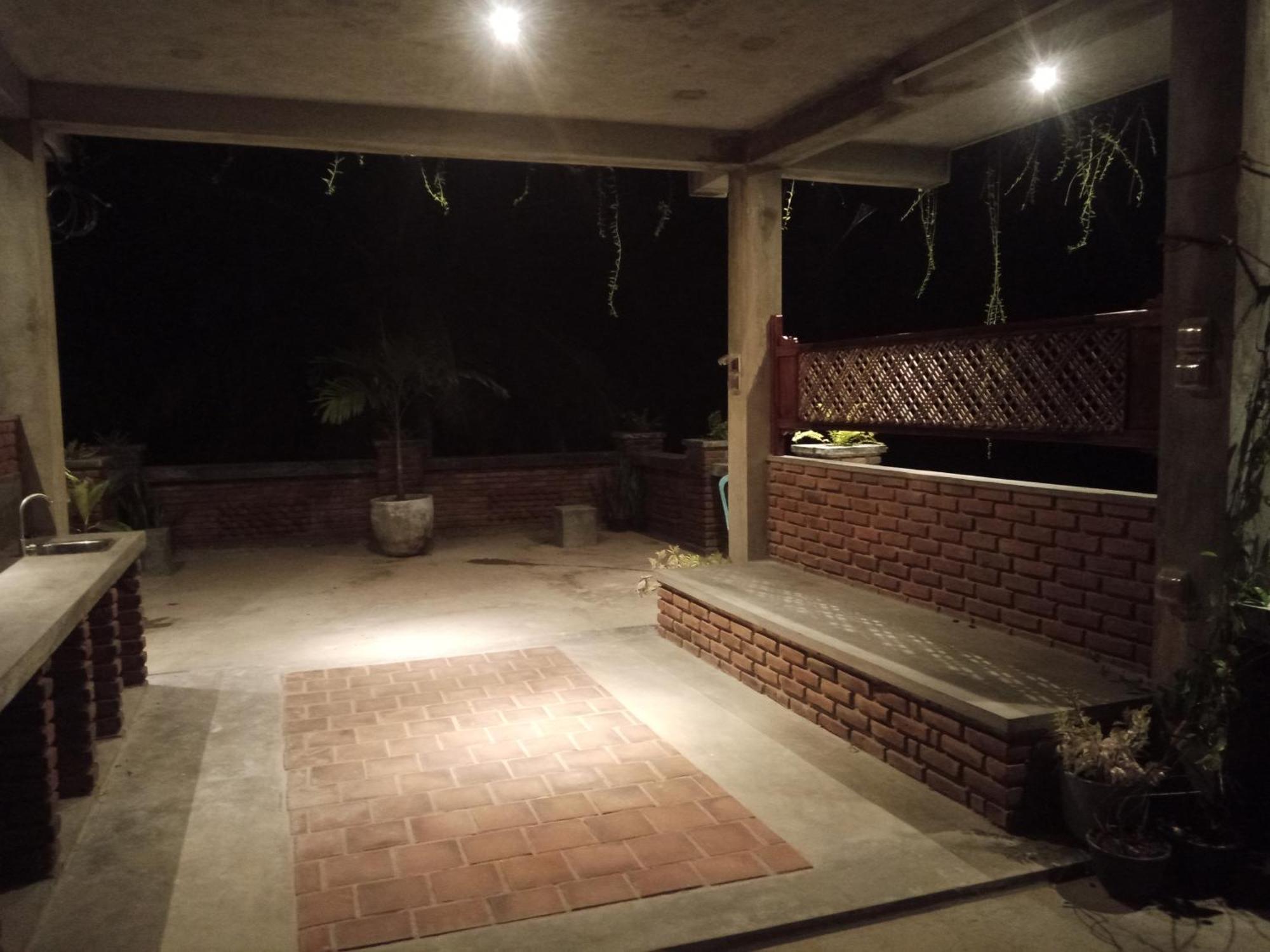 The Brick Wonder Hotel Habaraduwa Bagian luar foto